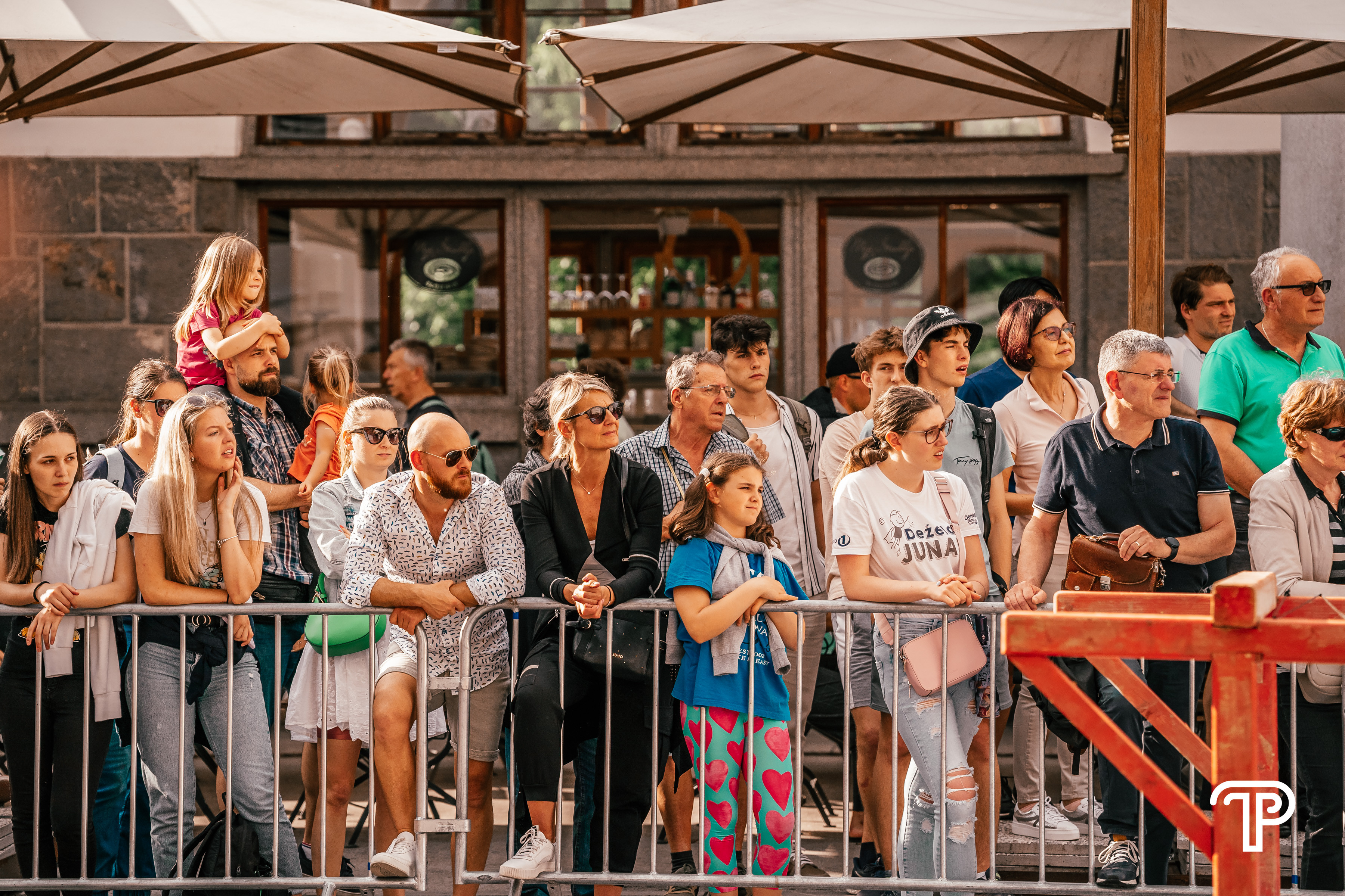 Junak Deelak Splet 11