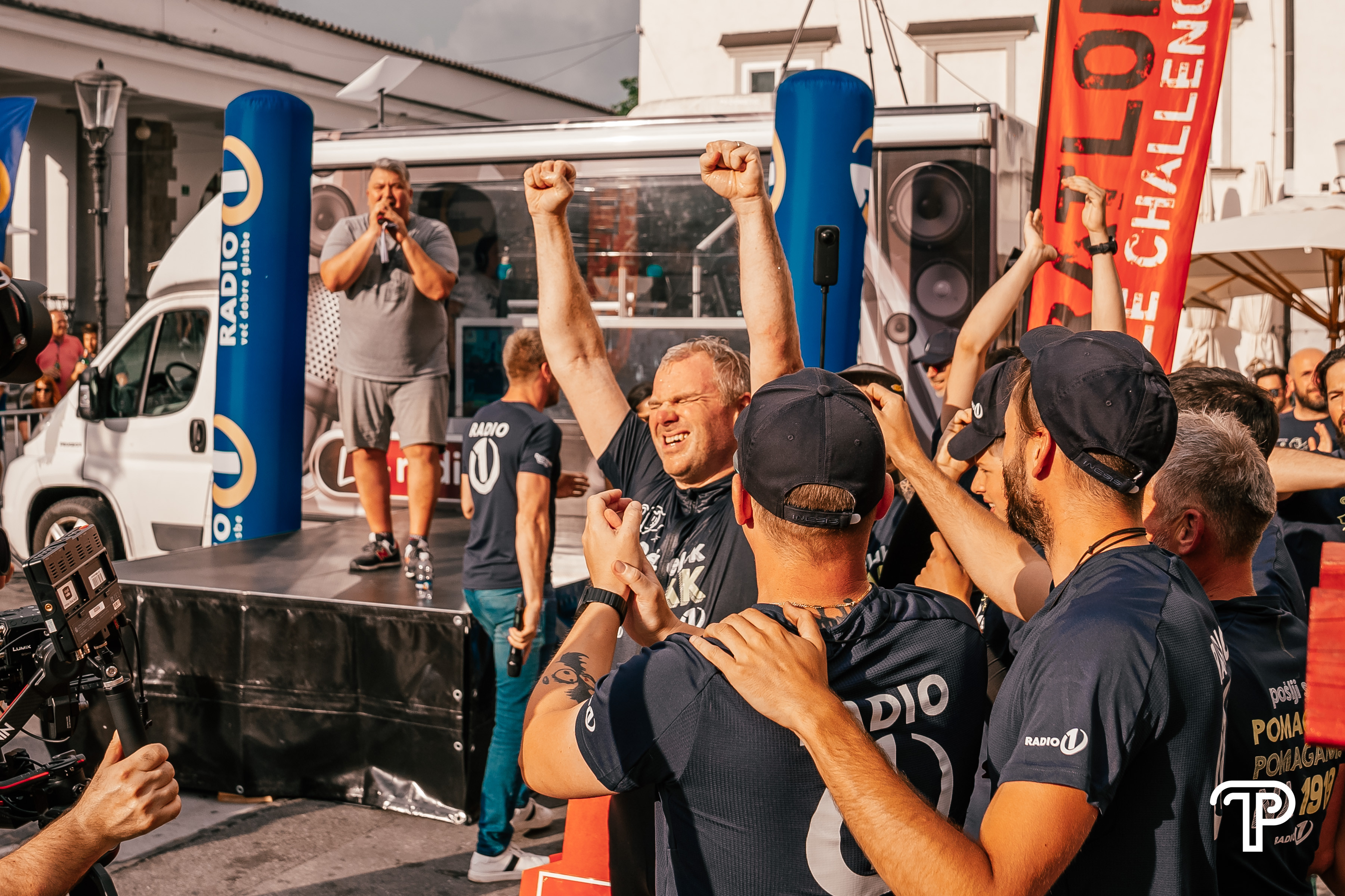 Junak Deelak Splet 32