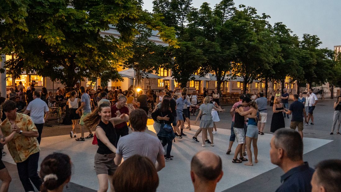 Ples Na Plecnikovi Ulici 5