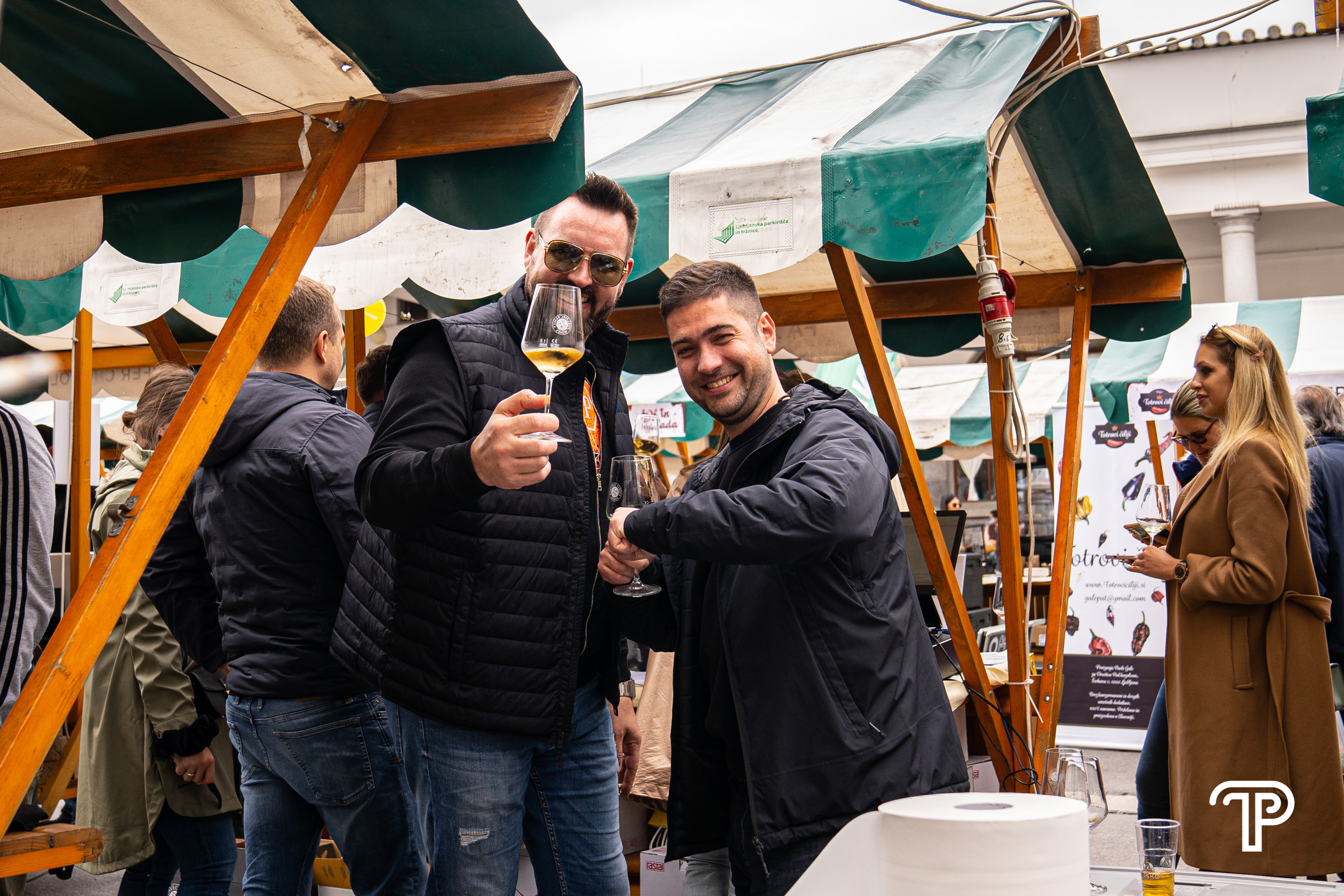 Cili In Cokolada Splet 16