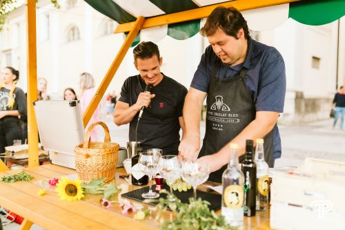 Gin Fest 105